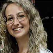 Prof à domicile donne des cours de soutien scolaire niveau primaire et collège.